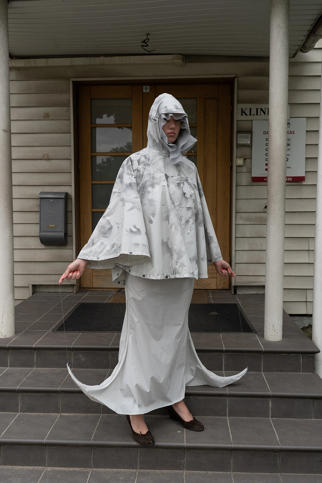 White Komorebi Raincoat